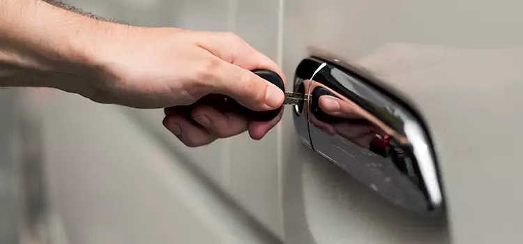 Why Choose Our Auto Locksmith Team in Henderson, KY?
